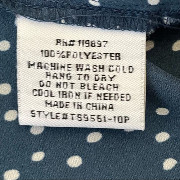 Collective Concepts blue and white long sleeve V-neck button blouse size XSP B15 - Picture 3 of 4